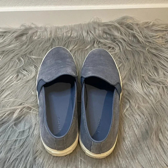 Vince Sneakers Womens Blair Textured Blue Suede Slip On Size 8.5M - Picture 9 of 10